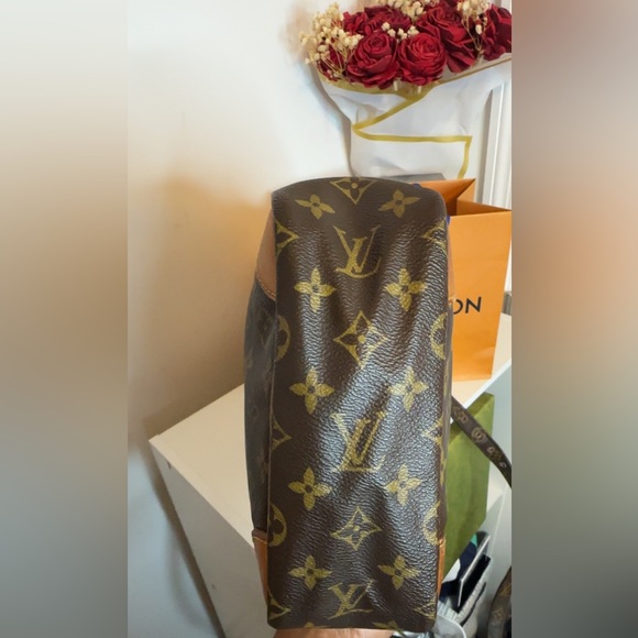 Louis Vuitton Danube - Picture 14 of 14